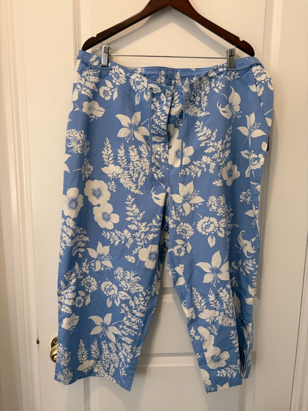 Lauren Ralph Lauren Blue Floral Capri Pants Plus size - 20W